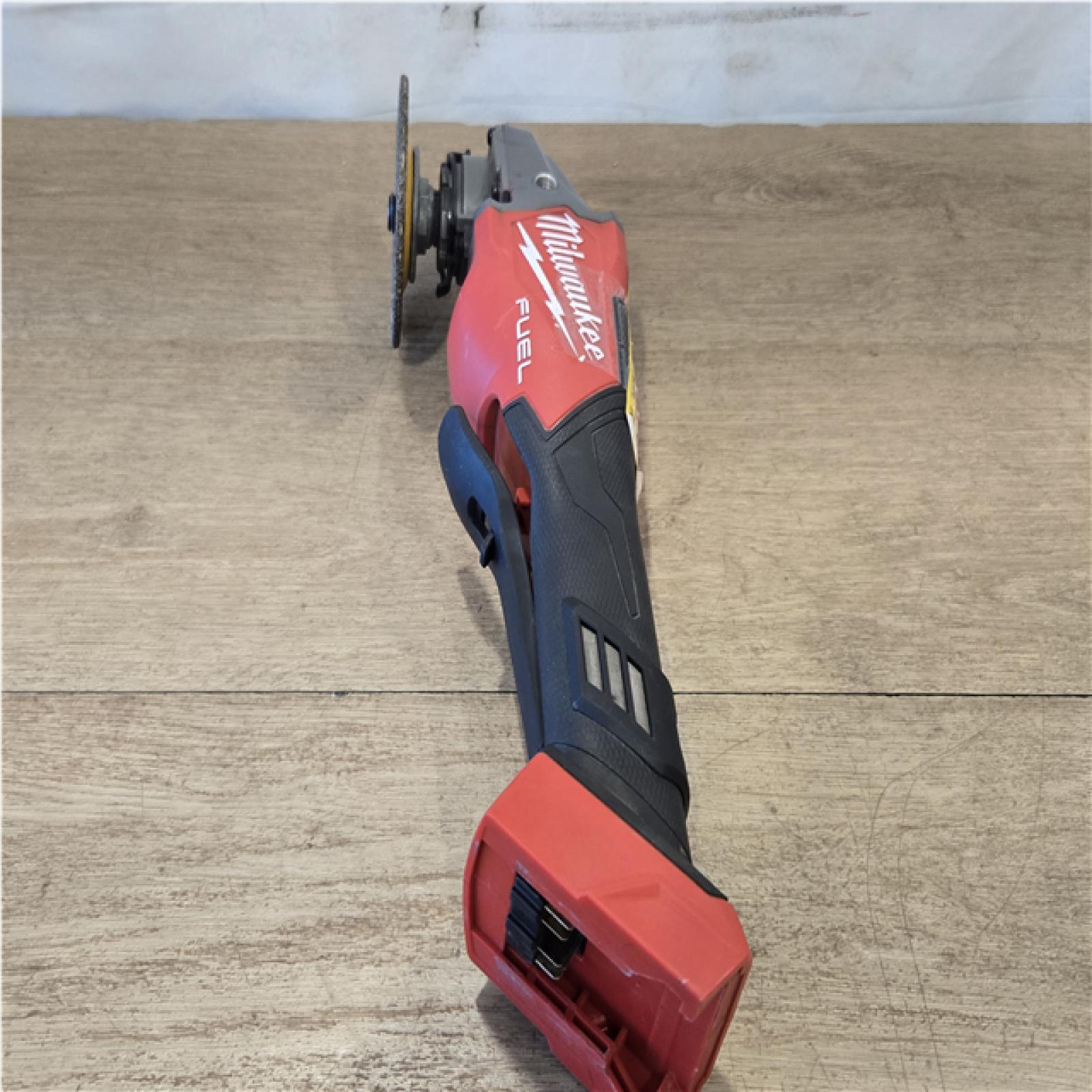 AS-IS Milwaukee FUEL 18-Volt Lithium-Ion Brushless Cordless 4-1/2 in./6 in. Braking Grinder with Paddle Switch (Tool-Only)