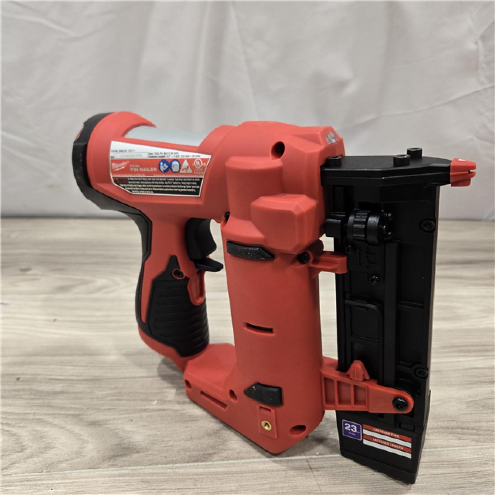 AS-IS Milwaukee 2740-20 M18 FUEL 18GA Brad Nailer Bare Tool