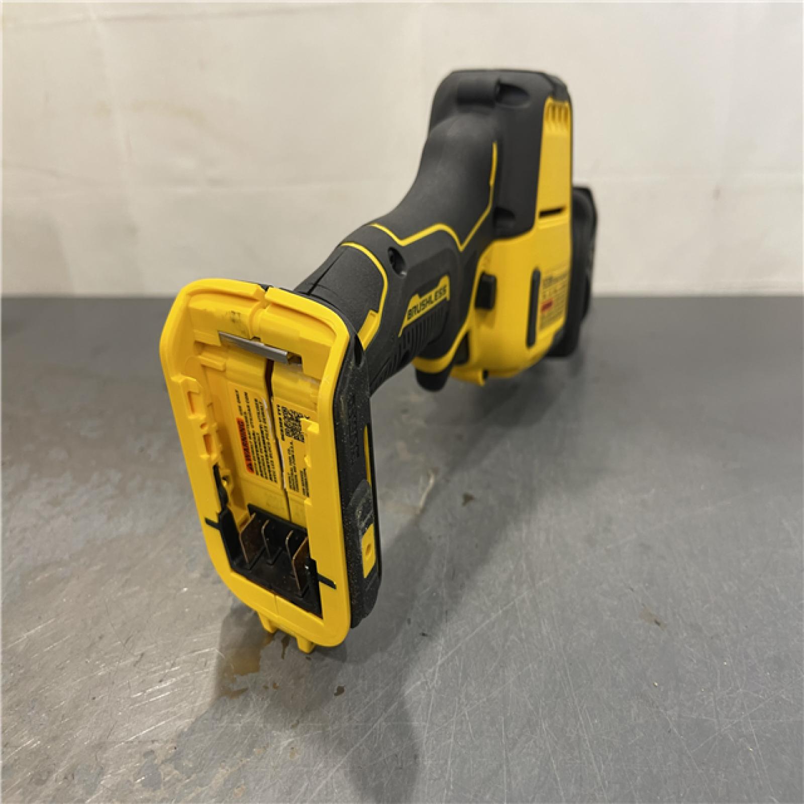 AS-IS - Dewalt ATOMIC 20V MAX Cordless One-Handed Reciprocating Saw