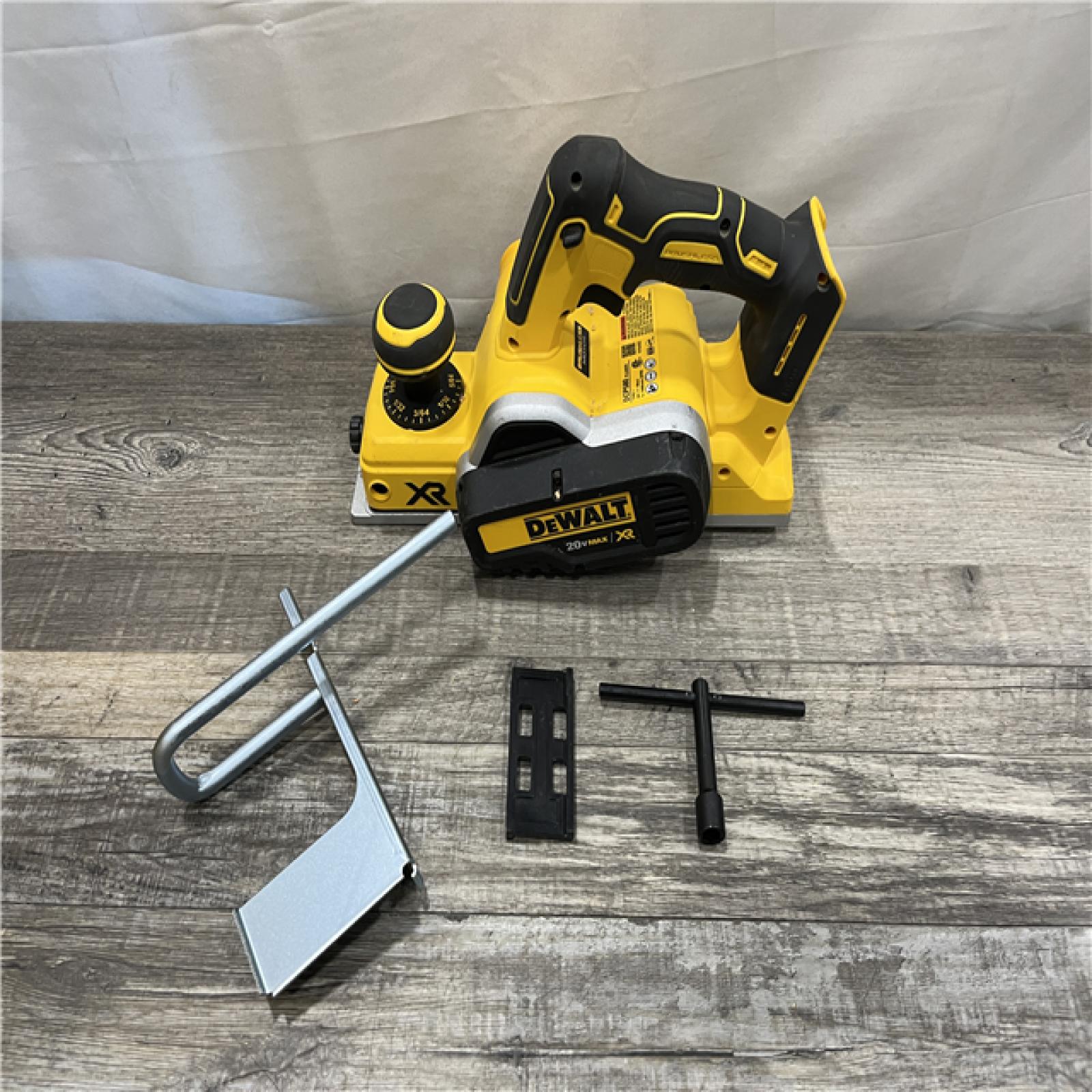 AS-IS DEWALT 20V MAX XR Cordless Brushless 3-1/4 in. Planer (Tool Only)