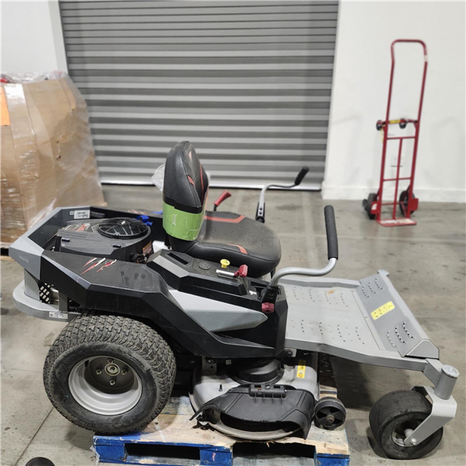 Dallas Location - As-Is Murray Cruz 42 Zero-Turn Lawn Mower