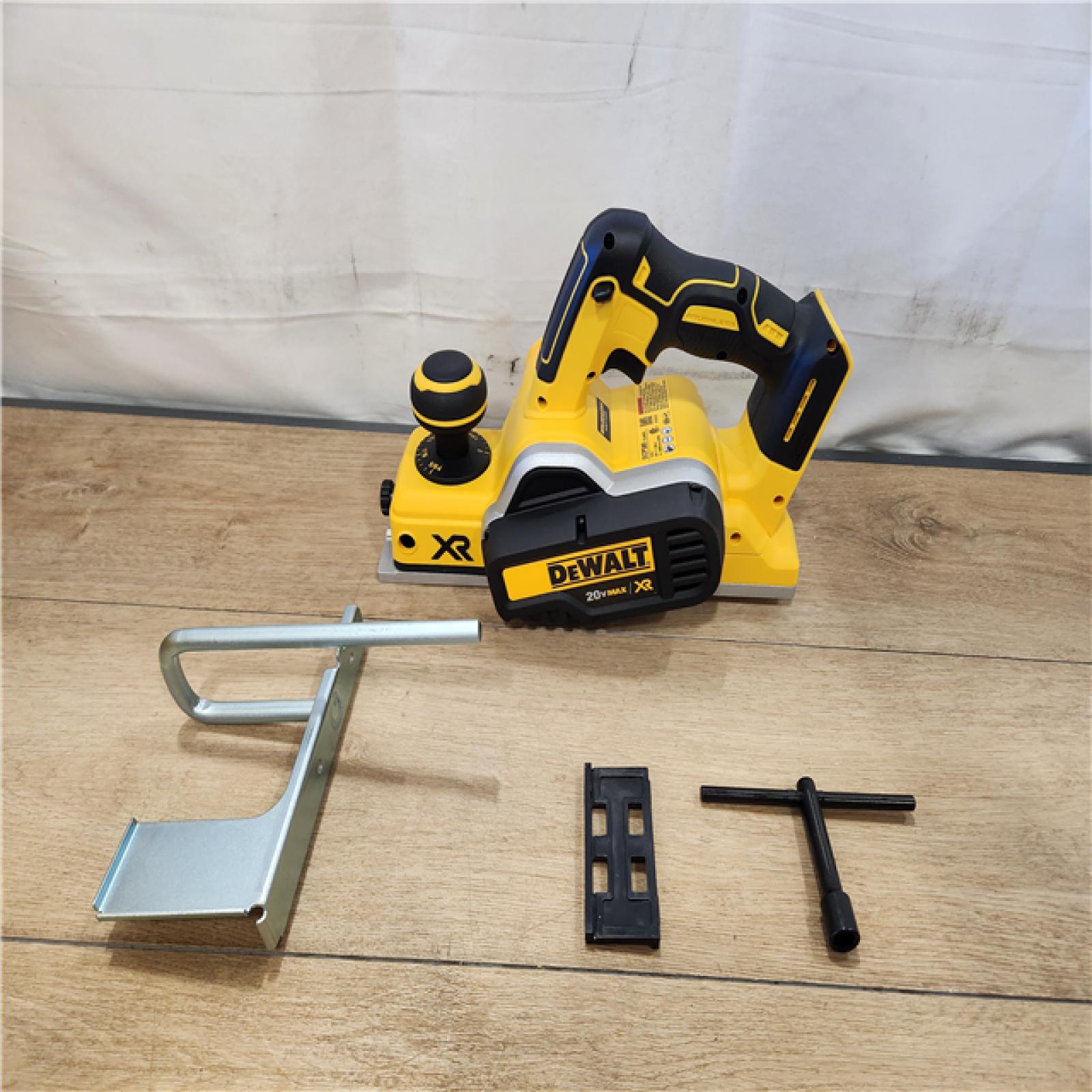 DEWALT 20V MAX Lithium Ion Brushless Planer