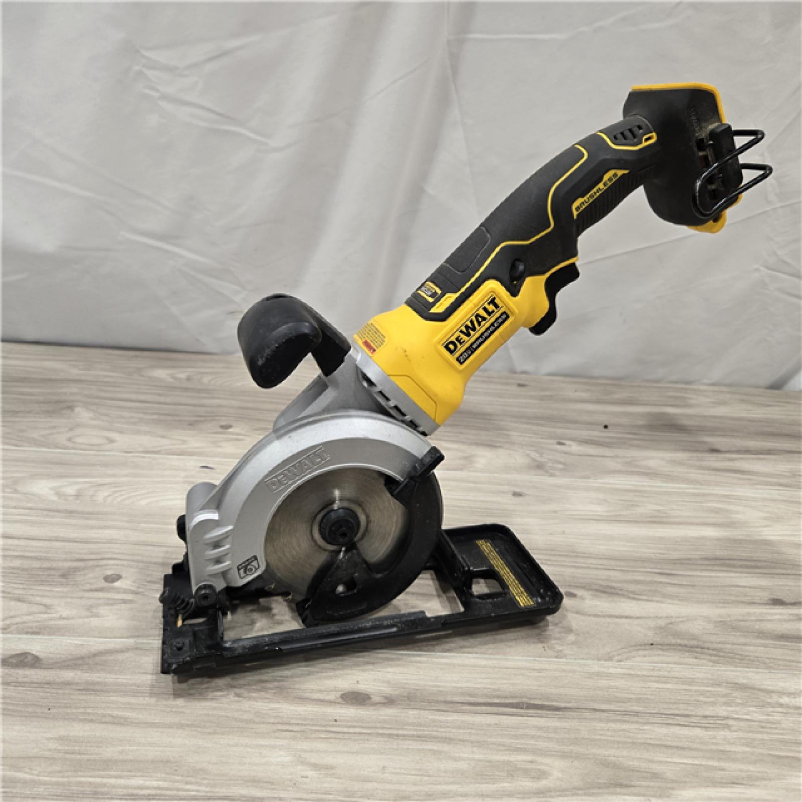 AS-IS DEWALT ATOMIC 20V MAX Cordless Circular Saw (Tool Only)