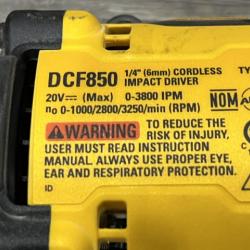 AS-IS DEWALT ATOMIC 20V MAX Lithium-Ion Cordless 1/4 in. Brushless Impact Driver Kit