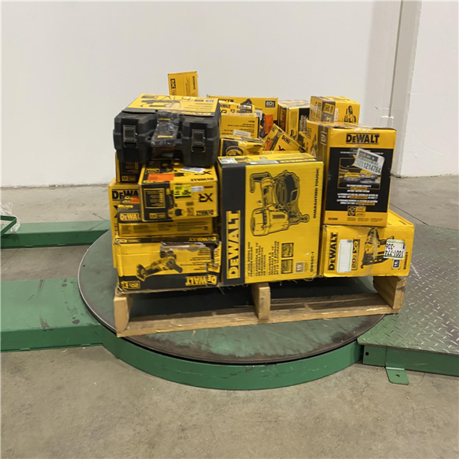 Dallas Location - As-Is Tool Pallet