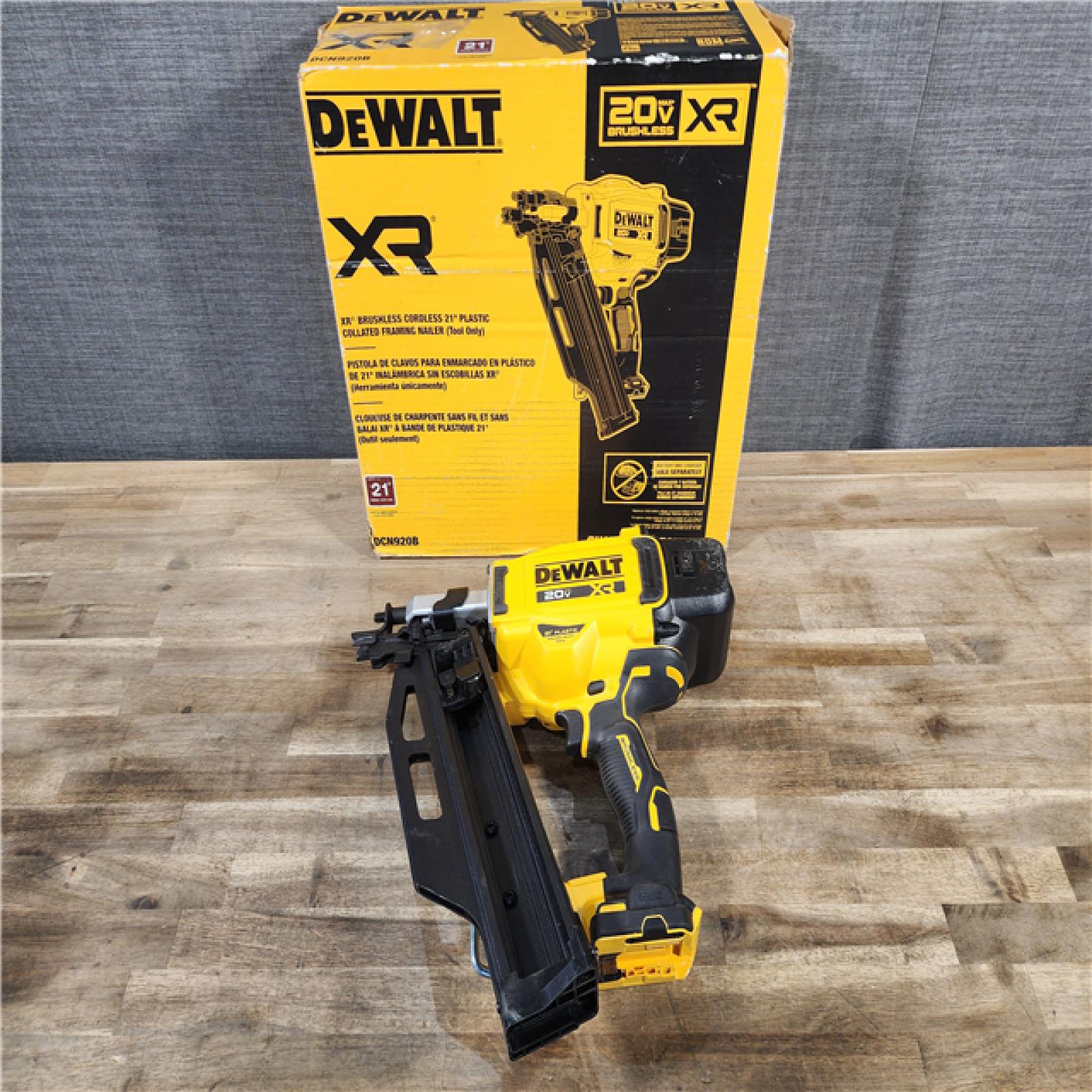 HOUSTON LOCATION - AS-IS DEWALT 20-Volt 21° Cordless Framing Nailer (Tool-Only)