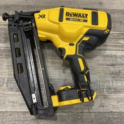 AS-IS DEWALT 20V MAX XR 16-Gauge Electric Cordless Angled Finishing Nailer Kit