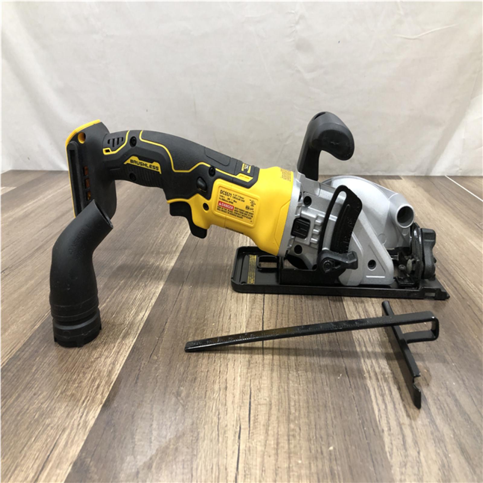 AS-IS DEWALT ATOMIC 20V MAX Cordless Brushless 4-1/2 in. Circular Saw (Tool Only)
