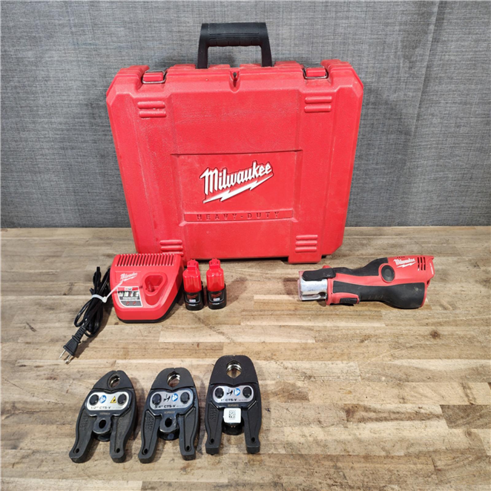 HOUSTON LOCATION - AS-IS M12 12-Volt Lithium-Ion Force Logic Cordless Press Tool Kit (3 Jaws Included) with Two 1.5 Ah Battery and Hard Case