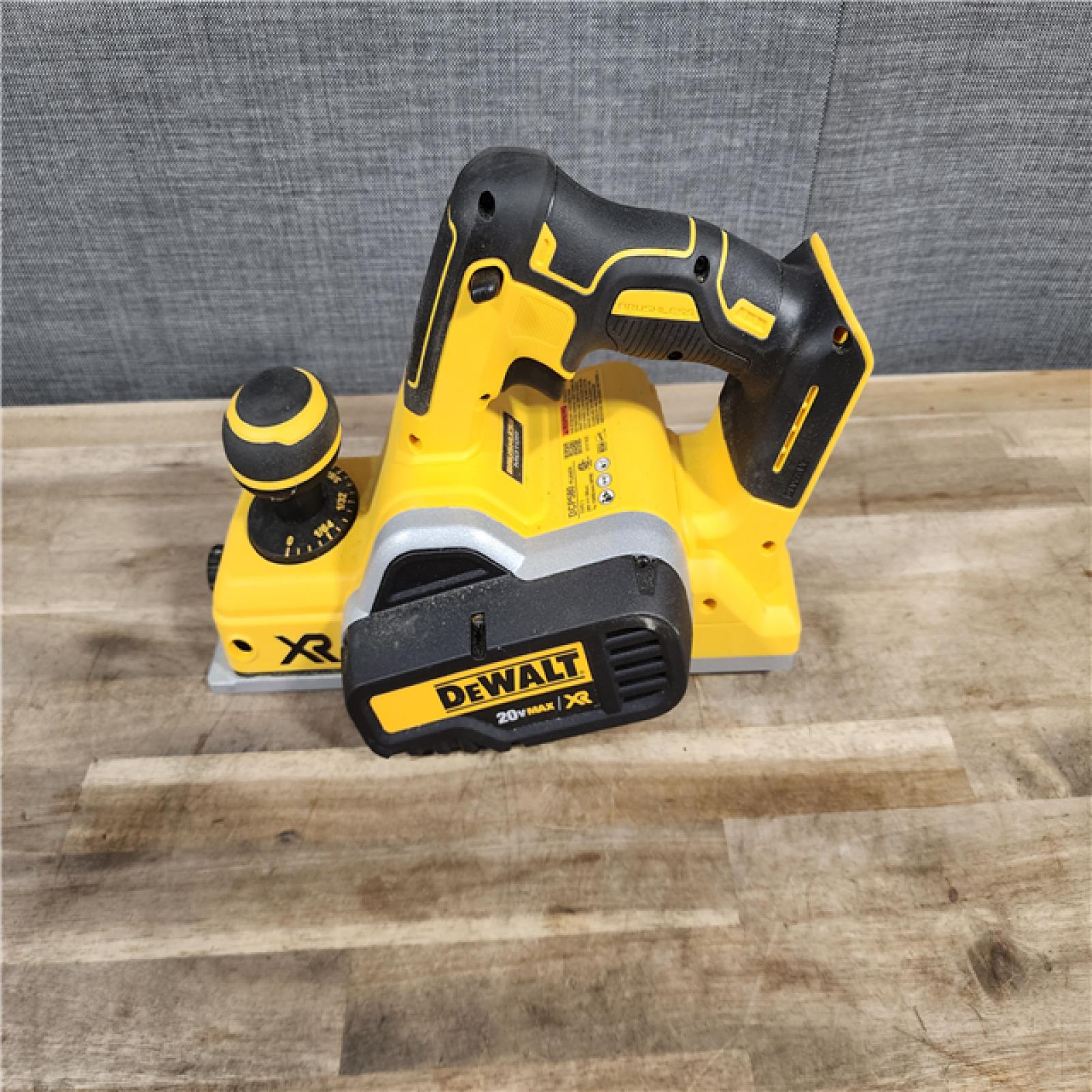 HOUSTON LOCATION - AS-IS DEWALT DCP580B 20V MAX Lithium Ion Brushless Planer (TOOL ONLY)