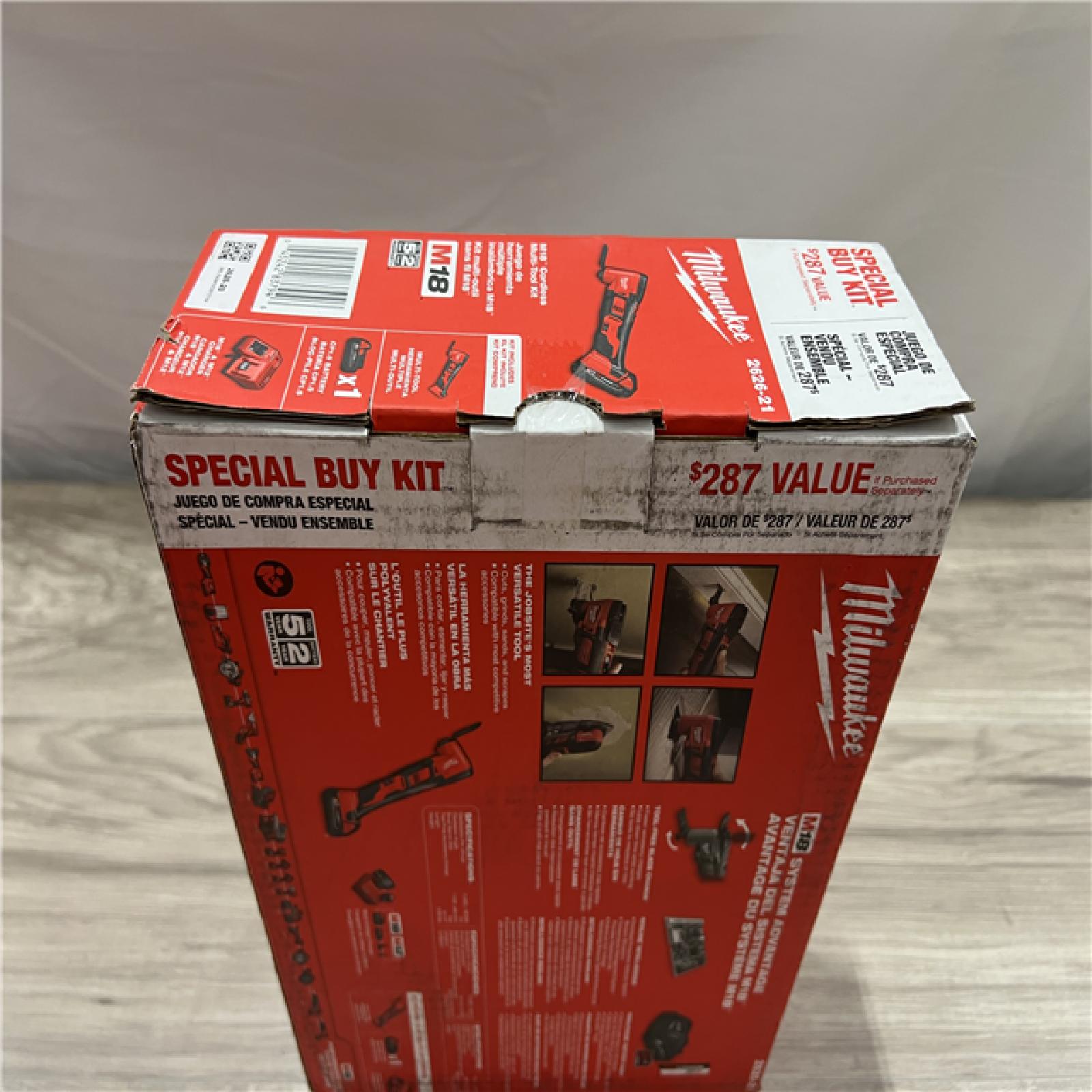 NEW Milwaukee 2626-21 M18 18V Cordless Oscillating Multi-Tool  Variable Speed  REDLITHIUM Battery Compatible  Fast Cutting  Sanding & Scraping Kit