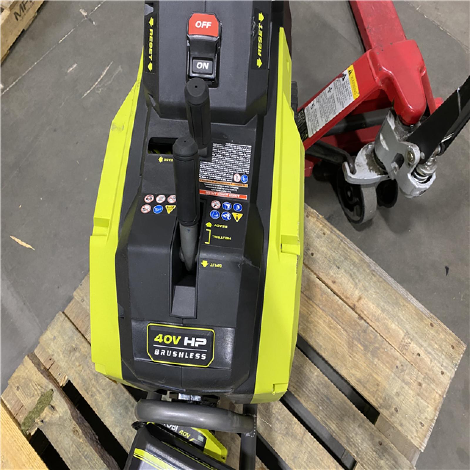 Dallas Location - As-Is RYOBI 40V HP Brushless 12-Ton Kinetic Battery Electric Log Splitter Kit - 4.0Ah Battery and Charger Included