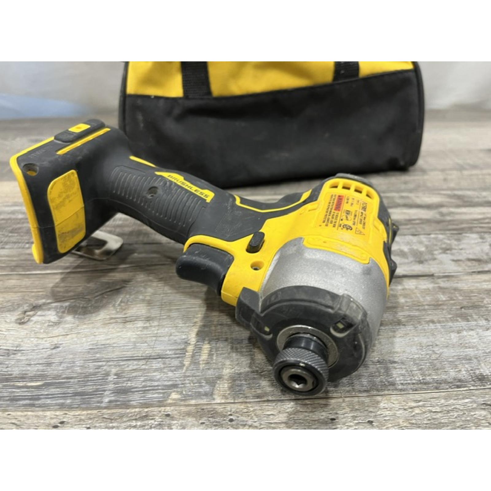 AS-IS DEWALT Atomic 20V Max Lithium-Ion Brushless Cordless Compact 1/4 in. Impact Driver Kit