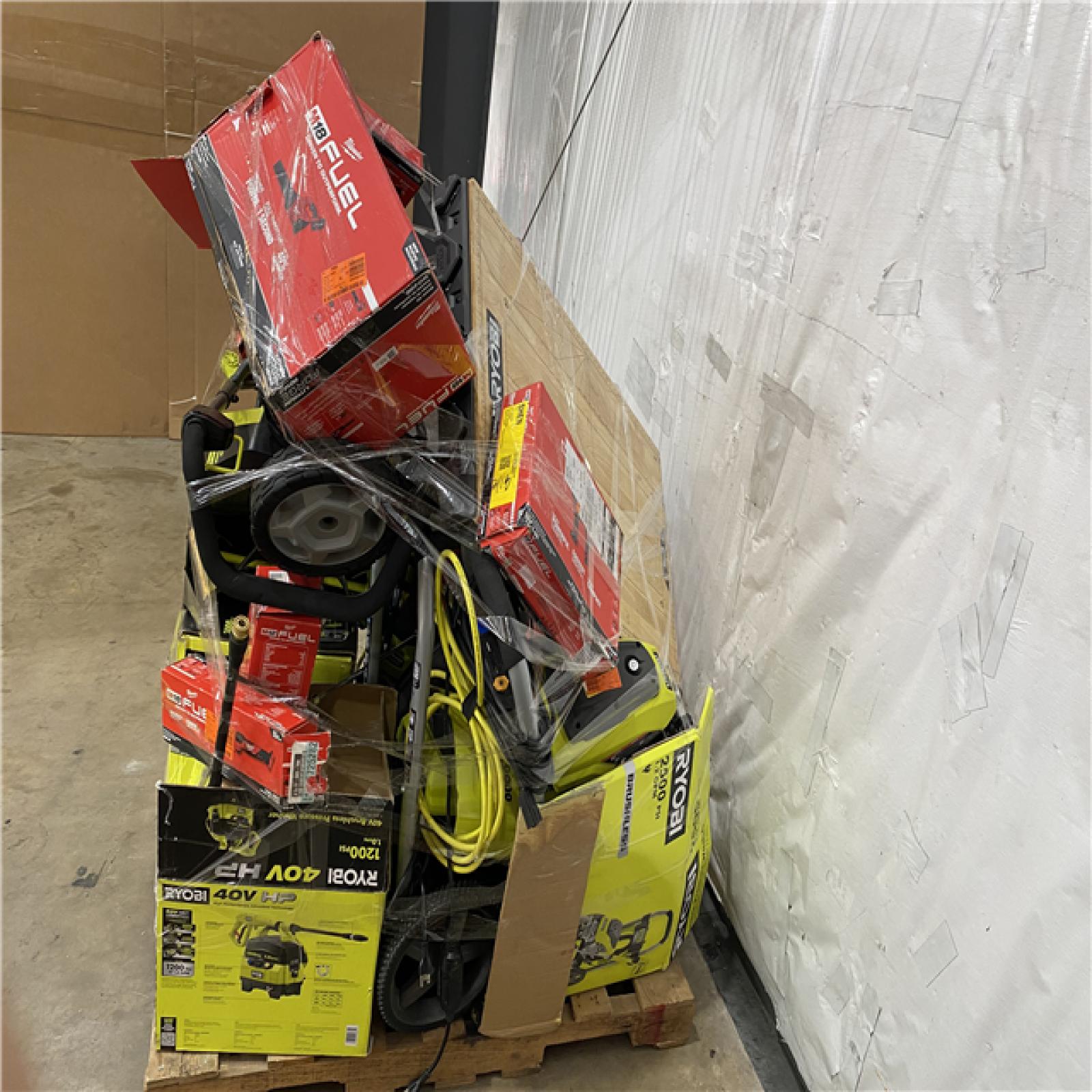 Houston Location AS IS - Tool Pallet