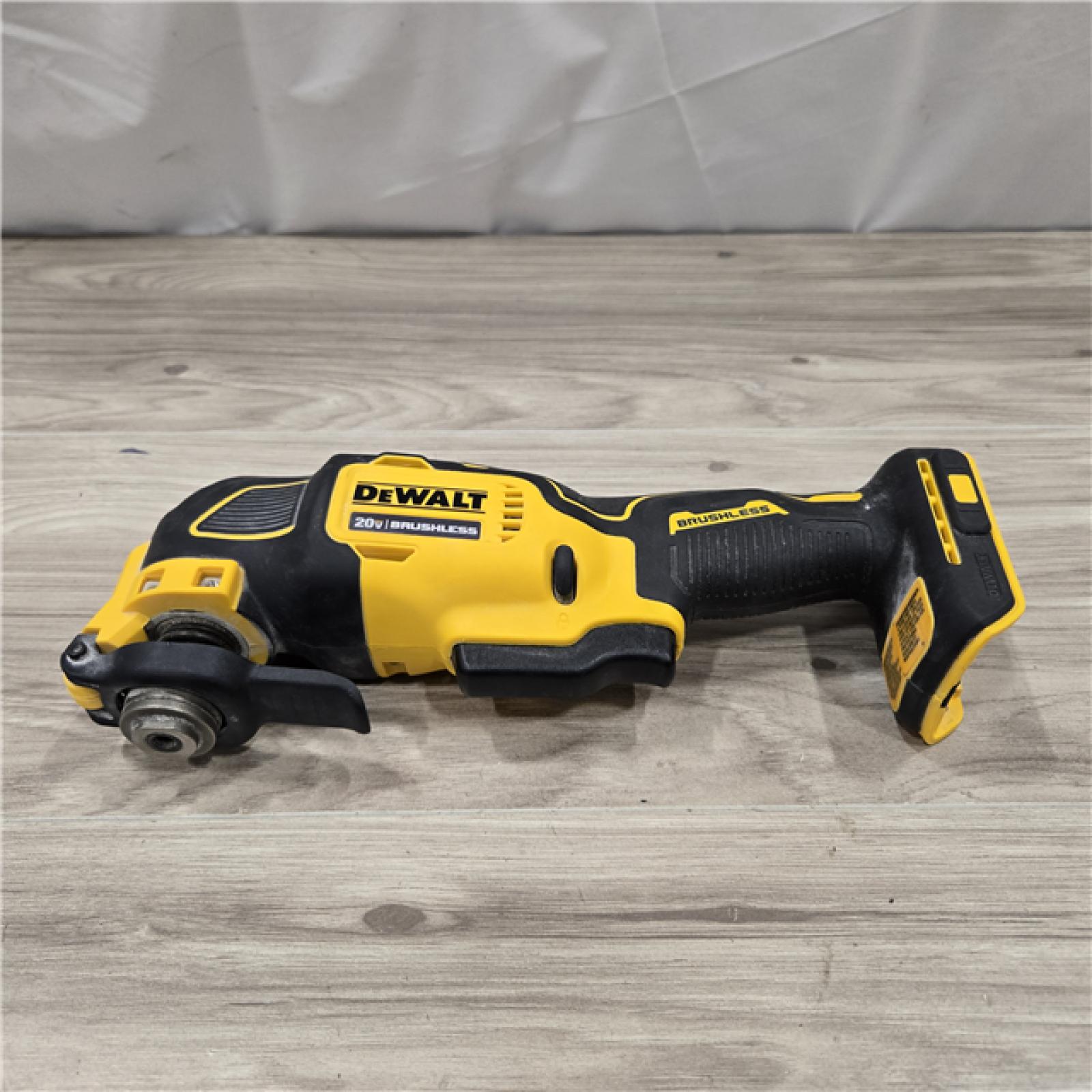 AS-IS DEWALT ATOMIC 20V MAX Cordless Oscillating Multi Tool (Tool Only)