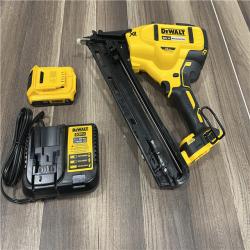 GOOD DeWalt 20V MAX XR 15 Ga. Cordless 34 Deg Nailer Kit (Battery & Charger) 20 V