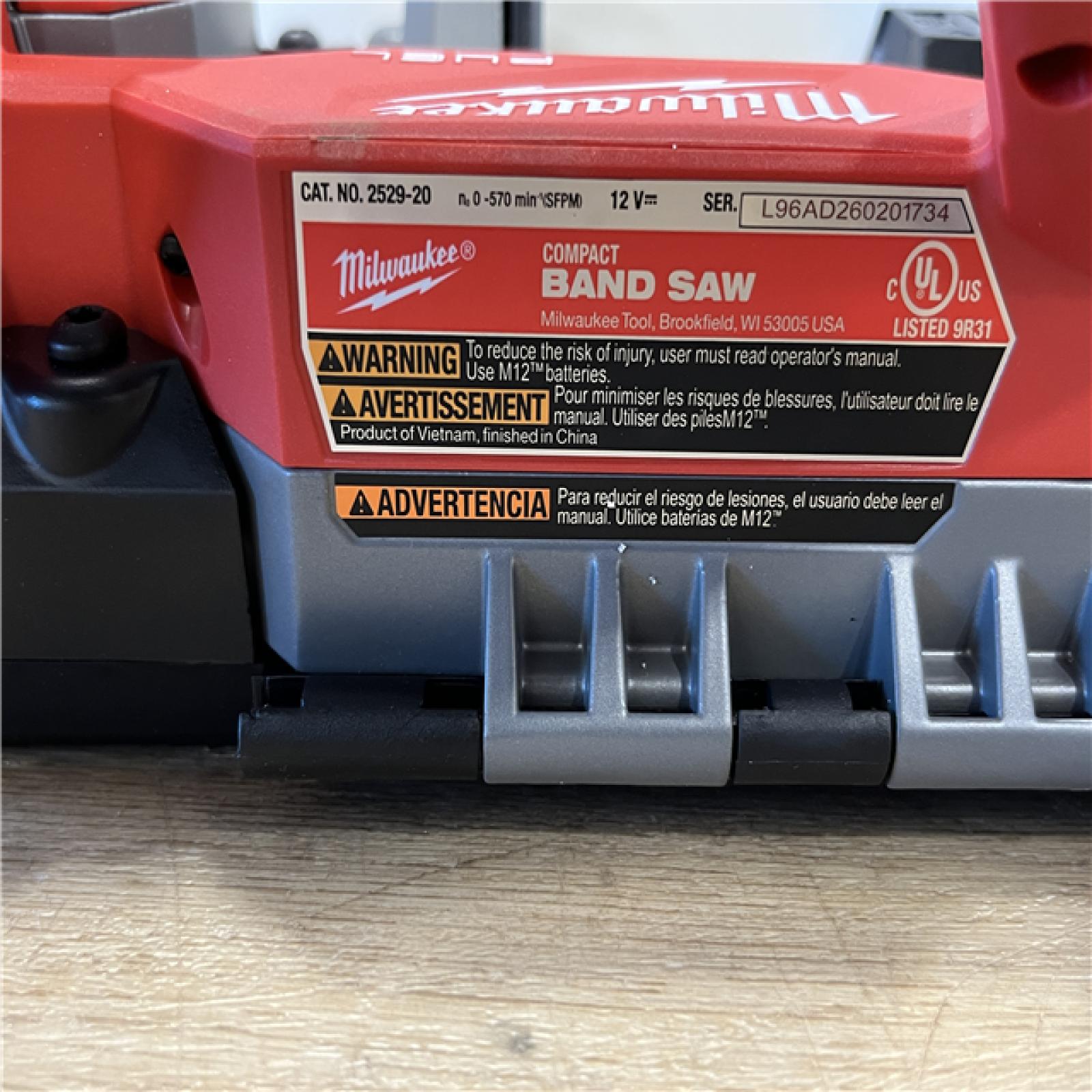 AS-IS Milwaukee FUEL 12V Lithium-Ion Cordless Compact Band Saw (Tool-Only)