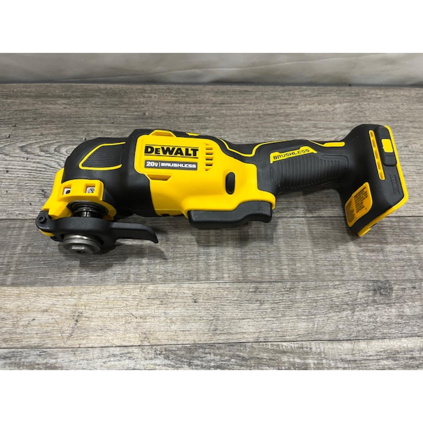 AS-IS DEWALT ATOMIC 20V MAX Cordless Brushless Oscillating Multi Tool Kit