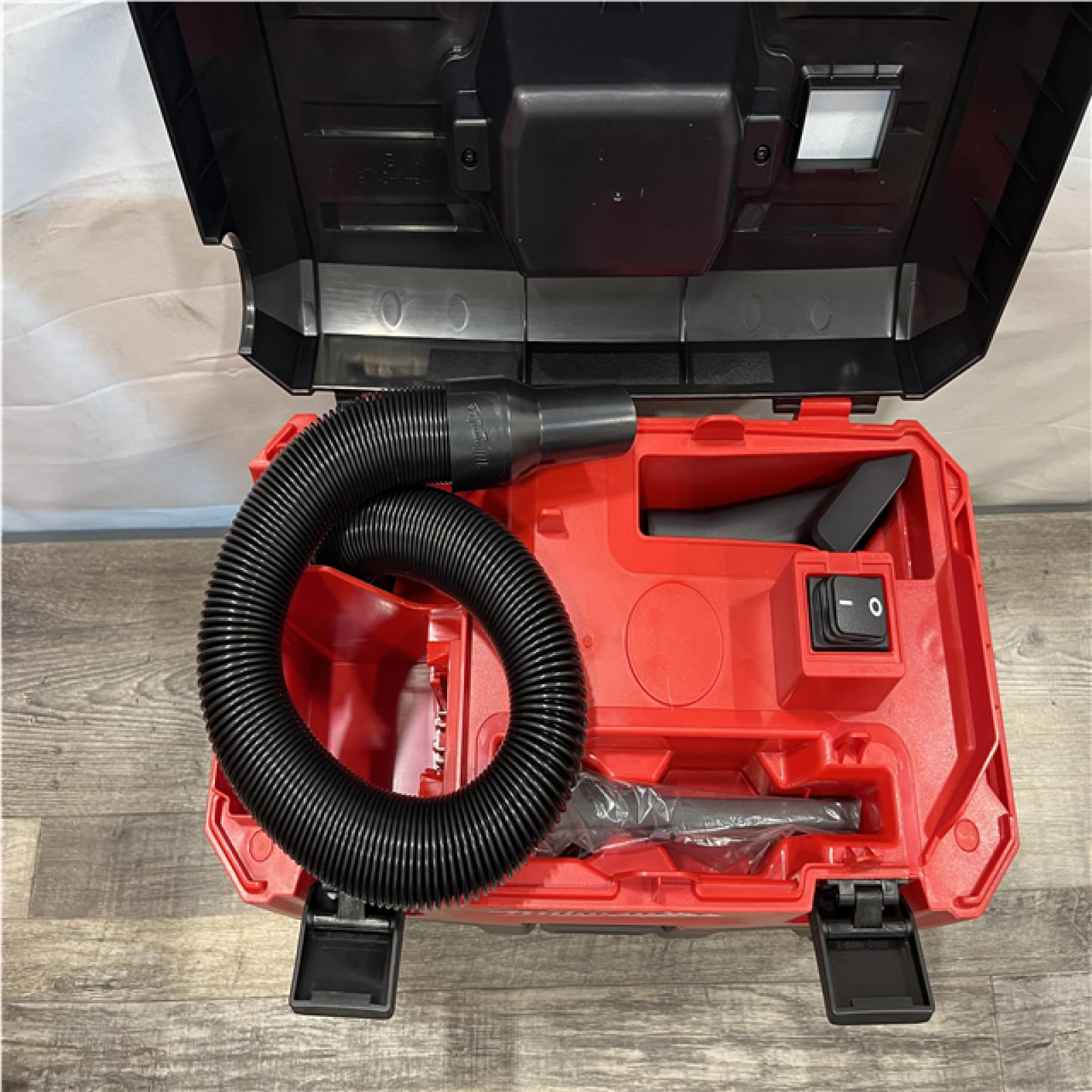 NEW - Milwaukee 18-Volt 2 Gal. Lithium-Ion Cordless Wet/Dry Vacuum (Vacuum-Only)