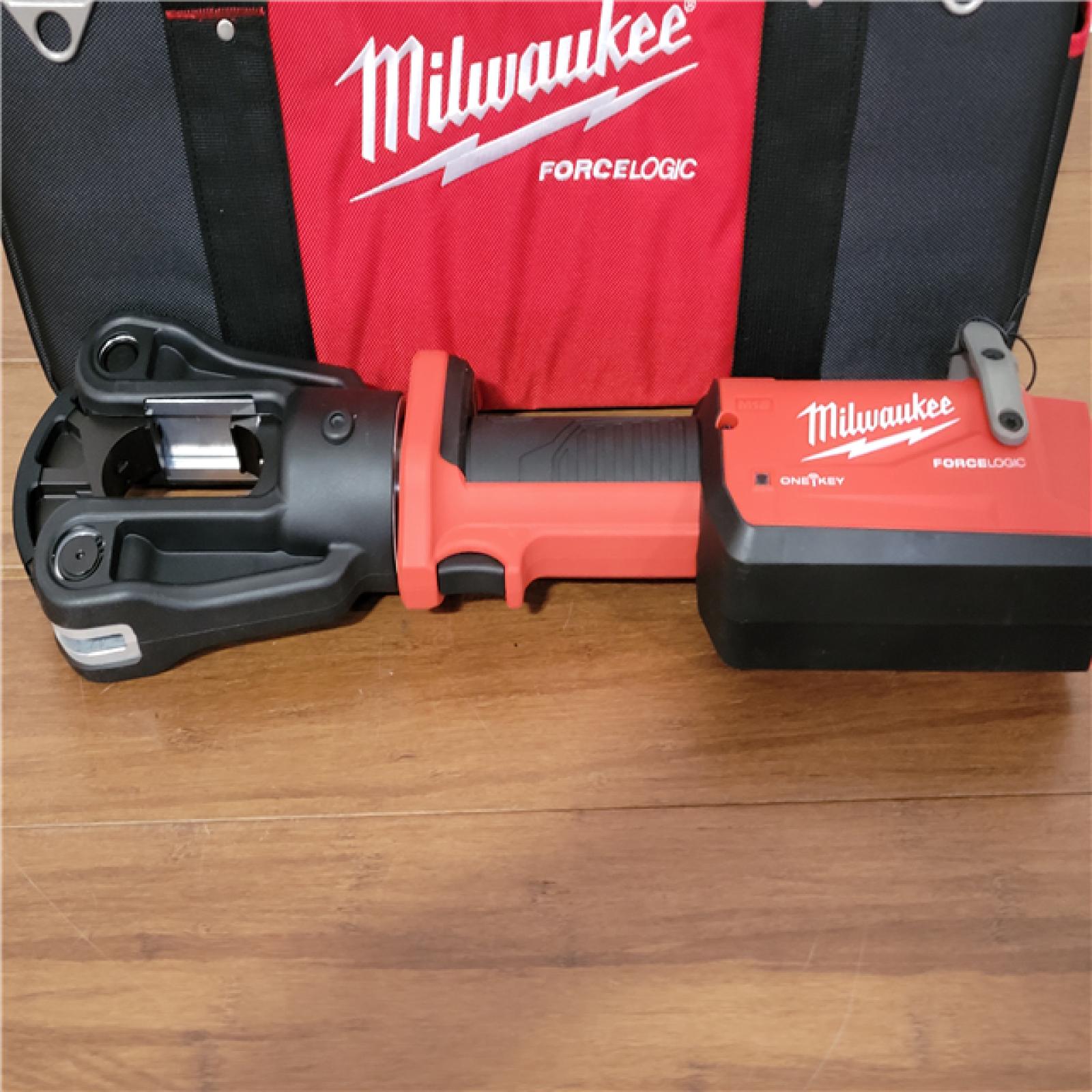 California NEW Milwaukee M18 12T Latched Linear Crimper Kit  Includes (2) Batteries  Charger & Bag