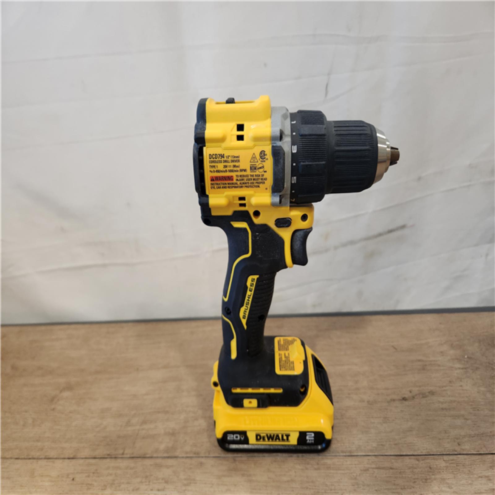 AS-IS- DEWALT Atomic 20V Lithium-Ion Cordless Compact 1/2 in. Drill/Driver Kit