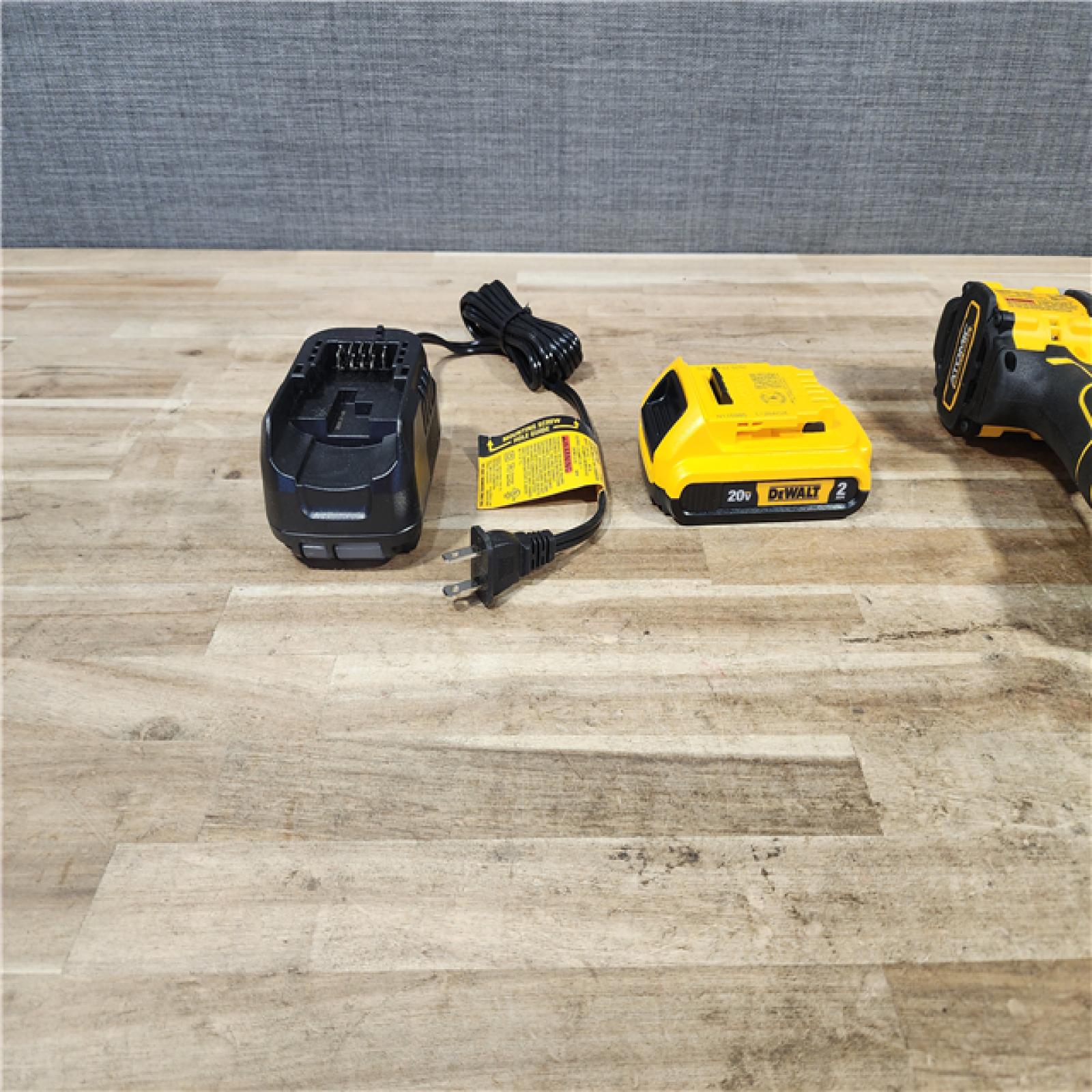 HOUSTON LOCATION - AS - IS DEWALT Atomic 20V Lithium-Ion Cordless Compact 1/2 in. Drill/Driver Kit