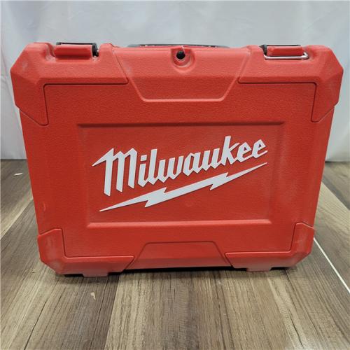 AS-IS  Milwaukee M12 12-Volt Lithium-Ion Cordless PEX Expansion Tool Kit with (2) 1.5 Ah Batteries, (3) Expansion Heads and Hard Case