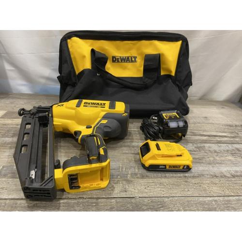 AS-IS DEWALT 20V MAX XR 16-Gauge Electric Cordless Angled Finishing Nailer Kit