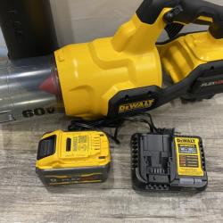 AS-IS DEWALT FLEXVOLT 60V MAX 125 MPH 600 CFM Brushless Cordless Battery Powered Blower Kit