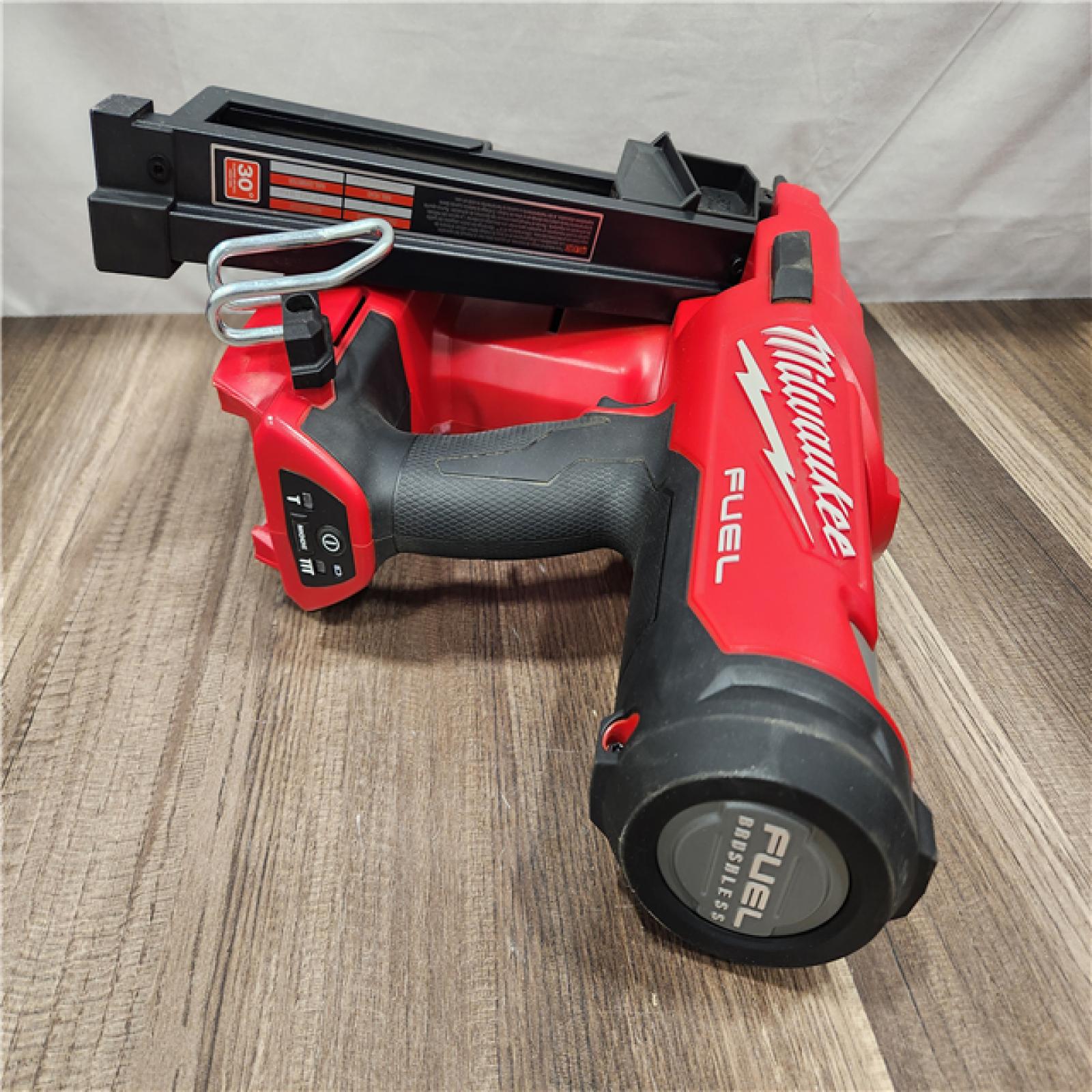 AS-IS- Milwaukee M18 FUEL 30 Degree Framing Nailer (TOOL ONLY)