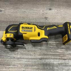 AS-IS DEWALT ATOMIC 20V MAX Cordless Brushless Oscillating Multi Tool Kit