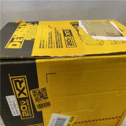 NEW - DEWALT 20V MAX XR Cordless Brushless 3-Speed Oscillating Multi Tool Kit