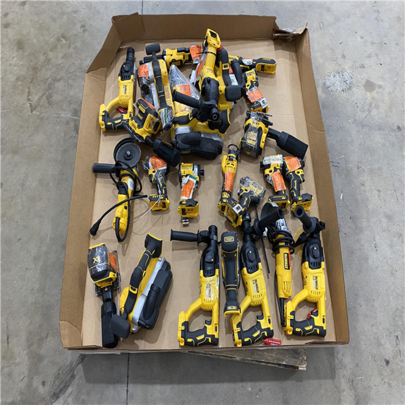 Houston Location AS IS - Tool Pallet