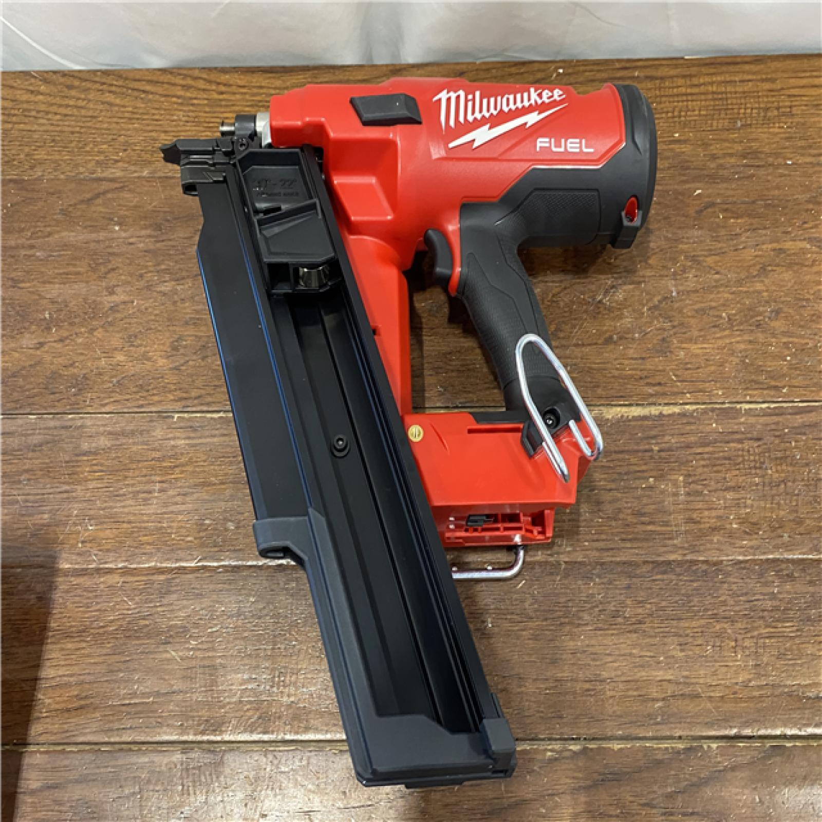AS-ISMilwaukee 2744-20 M18 FUEL 21-Degree Cordless Framing Nailer (Tool Only)