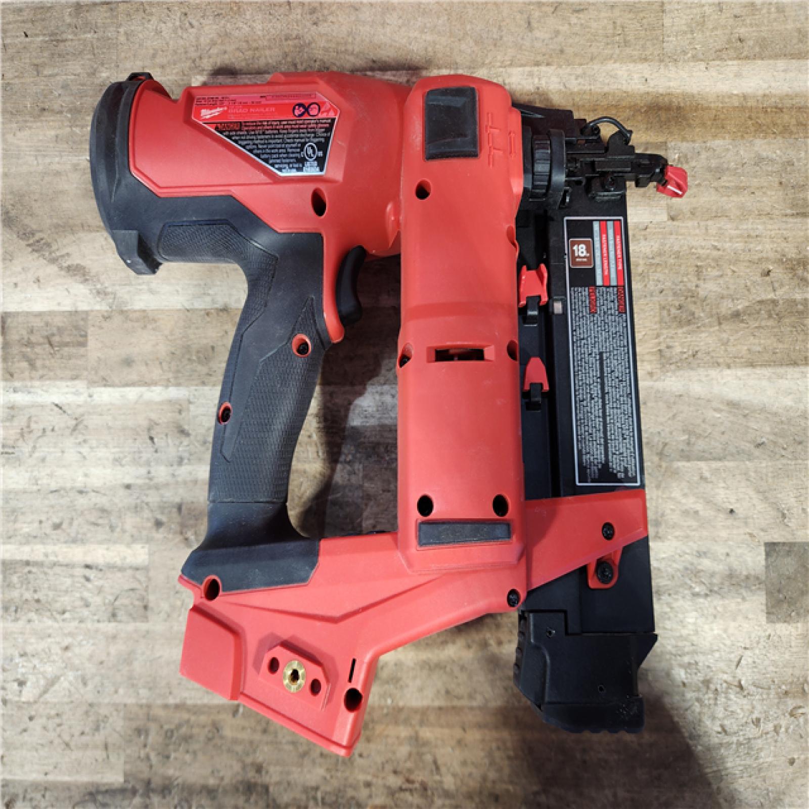 HOUSTON LOCATION - AS-IS Milwaukee FUEL 18-Volt Lithium-Ion Brushless Cordless Gen II 18-Gauge Brad Nailer (Tool-Only)