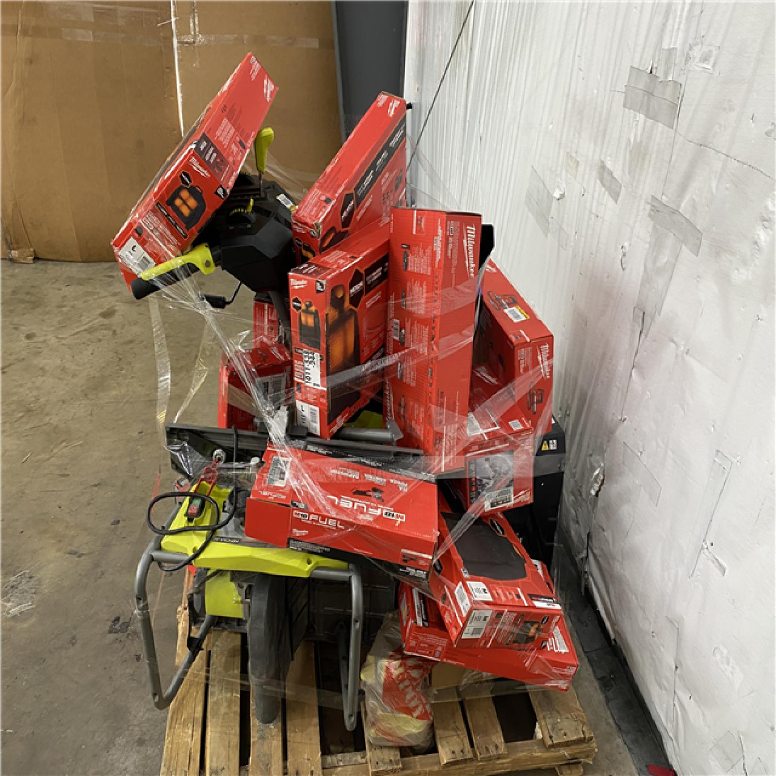 Houston Location AS IS - Tool Pallet