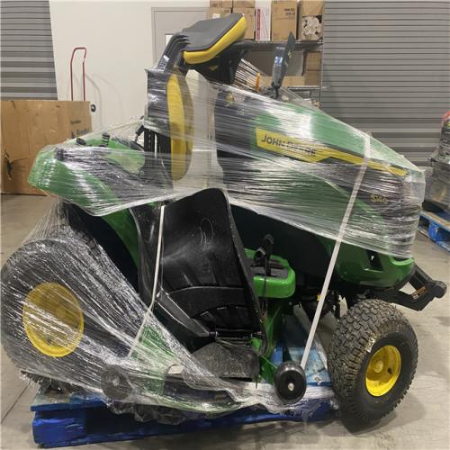 Dallas Location - As-Is John Deere S140 48 in. 22 HP V-Twin Gas Hydrostatic Riding Lawn Mower