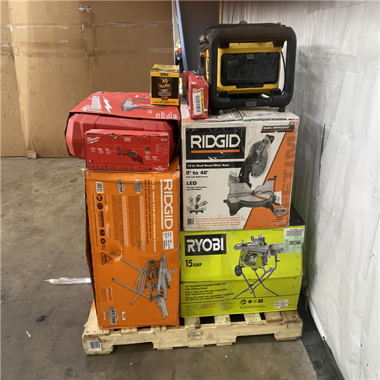 Houston Location AS IS - Tool Pallet