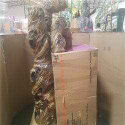 California AS-IS Holiday Pallet