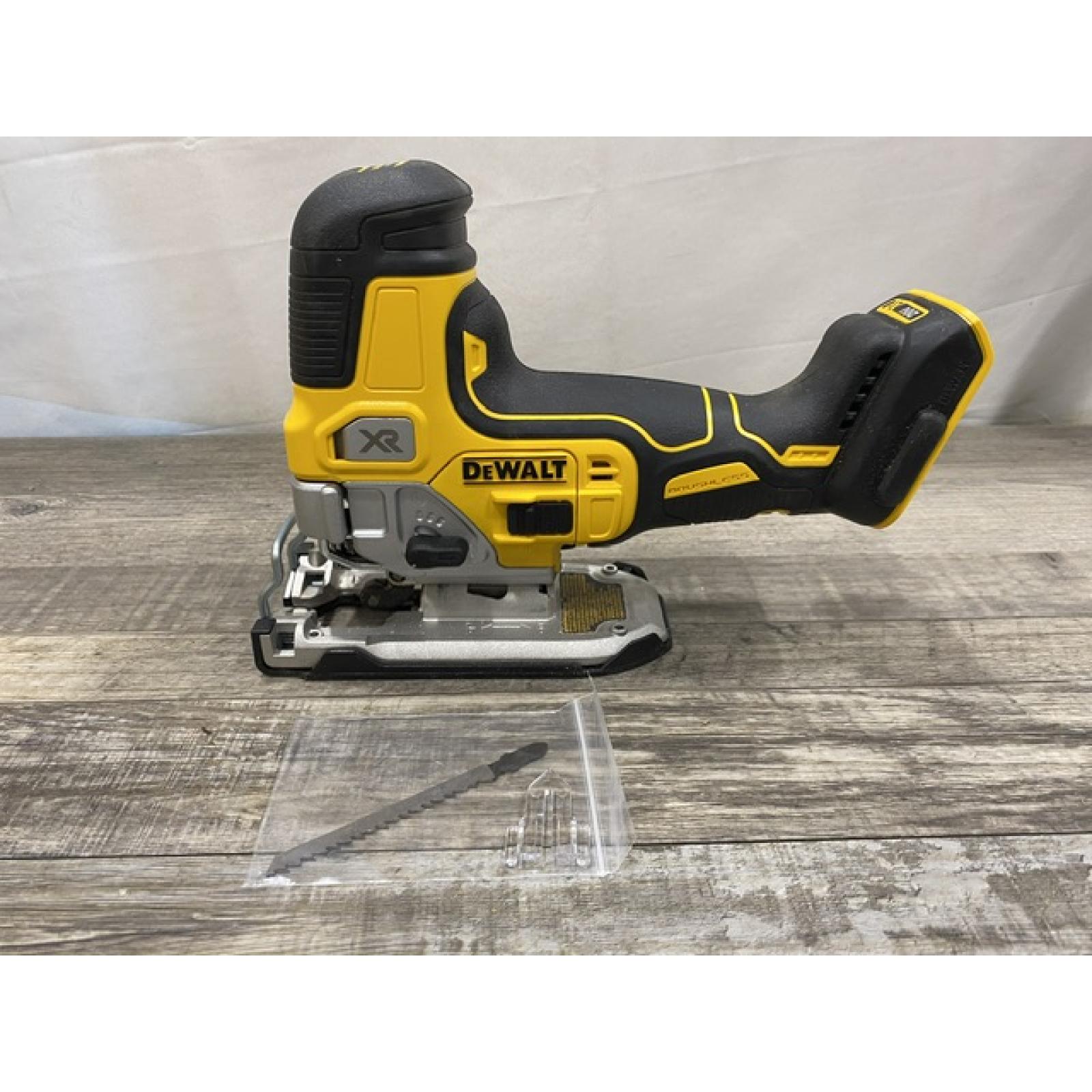 AS-IS DEWALT 20V MAX XR Cordless Barrel Grip Jigsaw (Tool Only)