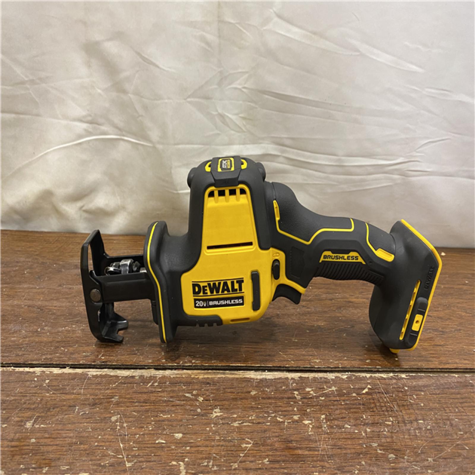 AS-IS Dewalt DCS369B ATOMIC 20V MAX Cordless One-Handed Reciprocating Saw (Tool Only)