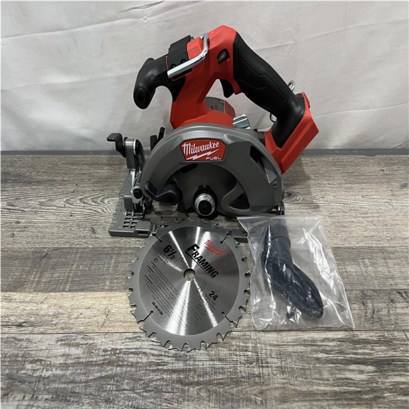 AS-IS Milwaukee FUEL 18V Lithium-Ion Brushless Cordless 6-1/2 in. Circular Saw (Tool-Only)