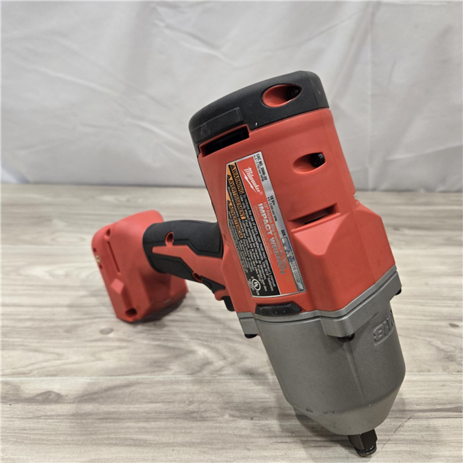 AS-IS Milwaukee M12/M18 12/18V Cordless 3/8 in. Ratchet and 1/2 in. High Torque Impact Wrench Combo Kit