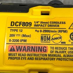 AS-IS DEWALT Atomic 20V Max Lithium-Ion Brushless Cordless Compact 1/4 in. Impact Driver Kit