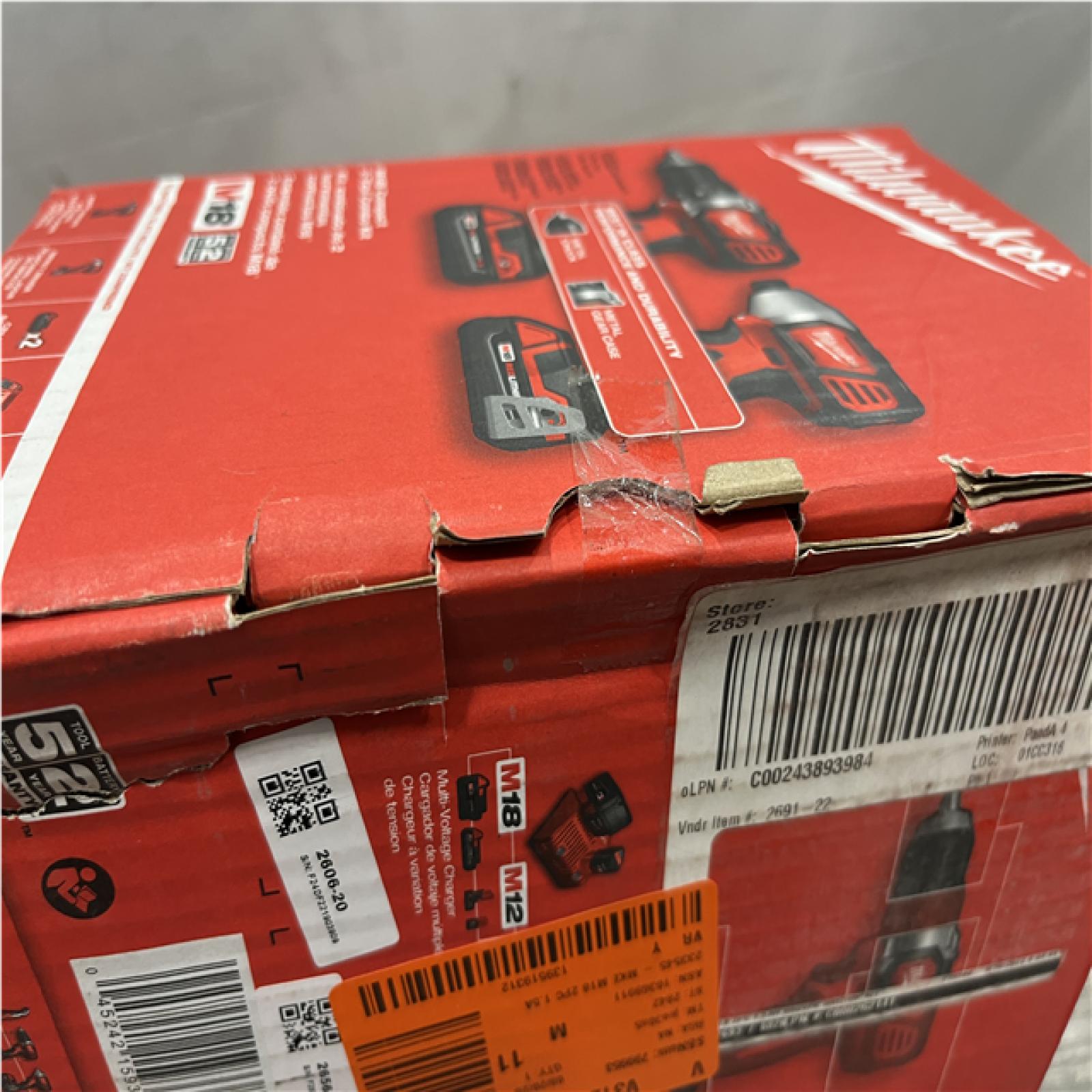 NEW - Milwaukee 18V Lithium-Ion Cordless Drill Driver/Impact Driver Combo Kit