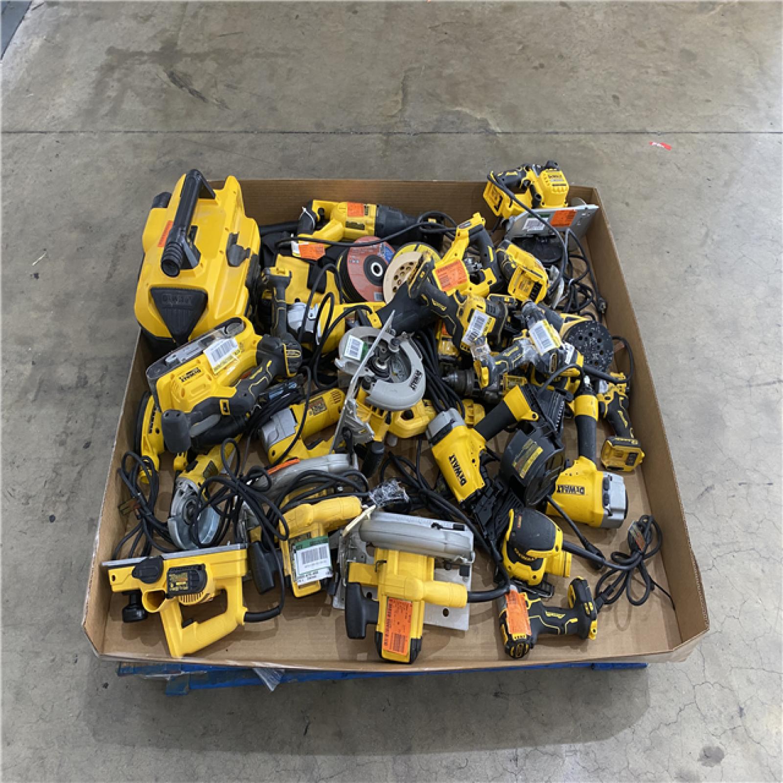 Houston Location AS IS - Tool Pallet