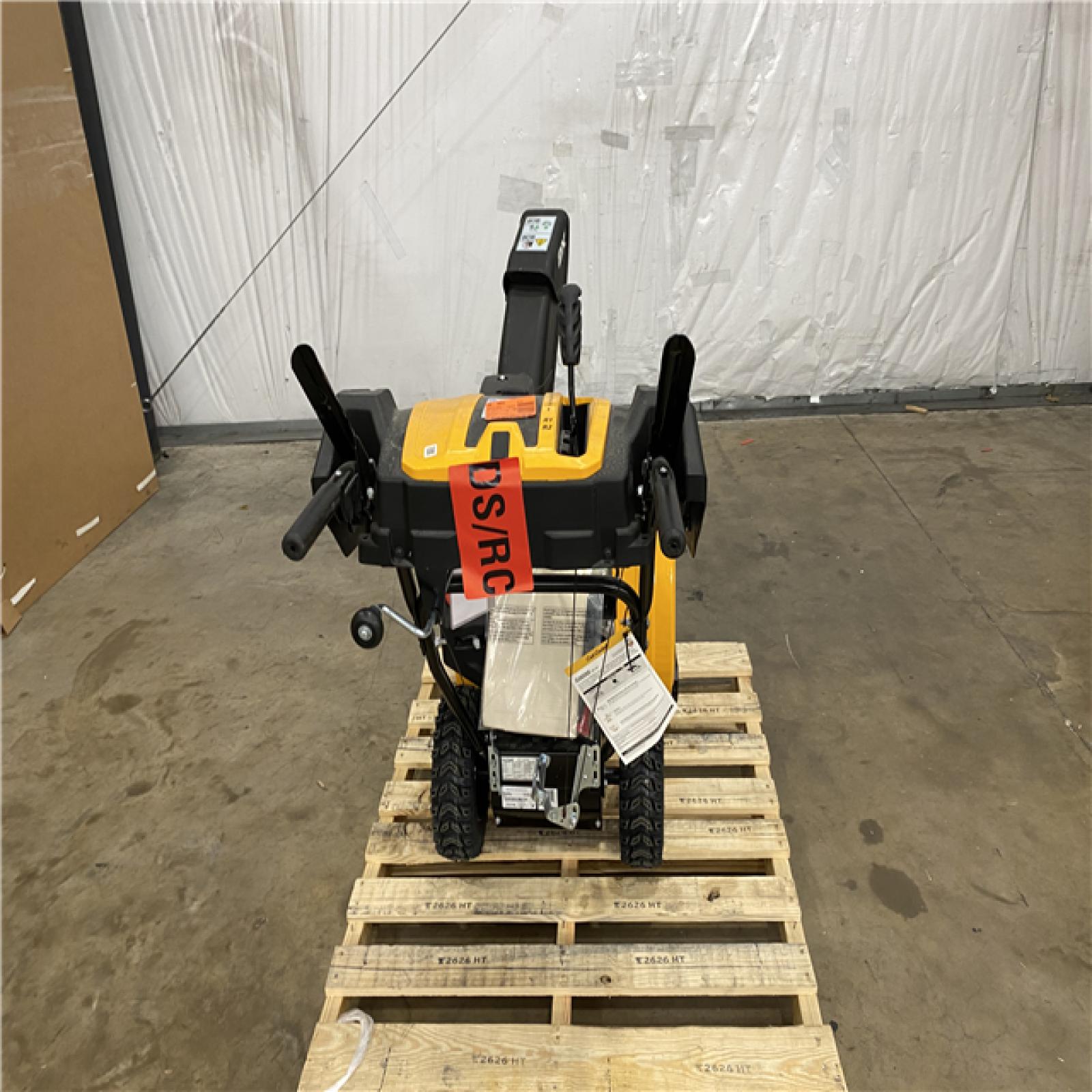Houston Location - AS-IS Cub Cadet 2x 24'' in Snow Blower
