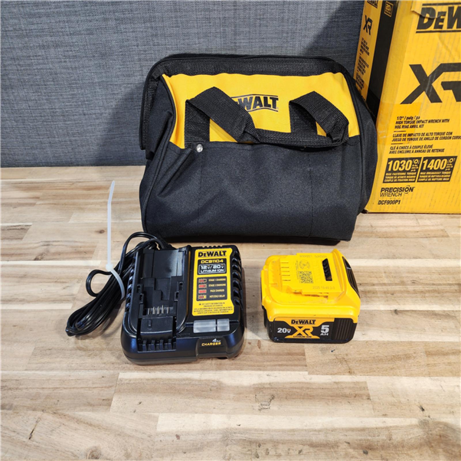 HOUSTON LOCATION - AS-IS (APPEARS LIKE NEW) DEWALT 20V MAX Lithium-Ion Cordless 1/2 in. Impact Wrench Kit