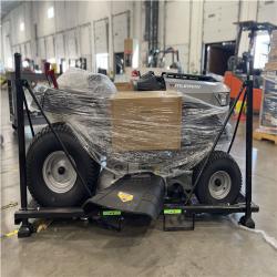 DALLAS LOCATION- Murray MT100 42 in. 13.5 HP 500cc E1350 Series Briggs and Stratton Engine 6-Speed Manual Gas Riding Lawn Tractor Mower