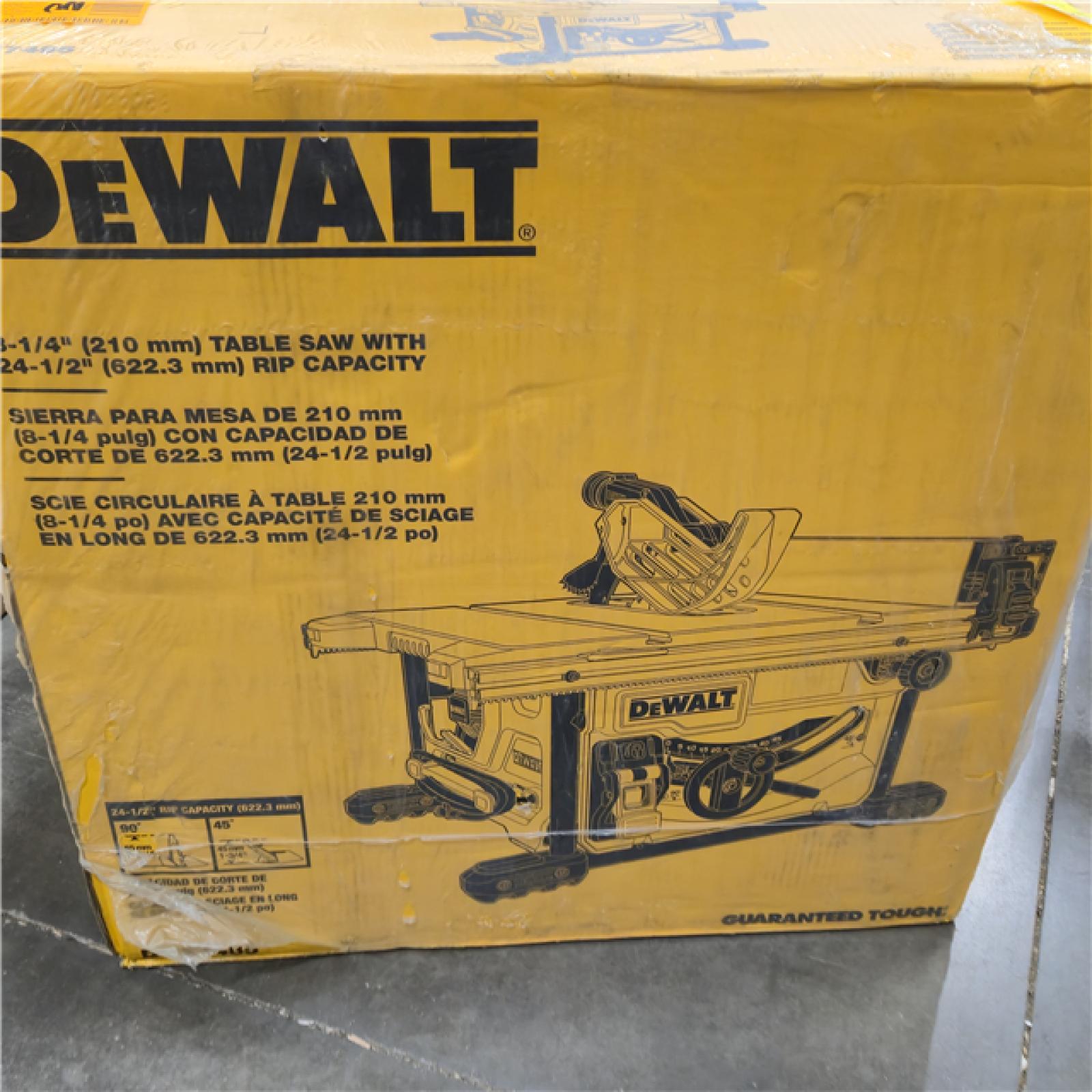 NEW! - DeWalt 15 Amps Corded Compact Table Saw